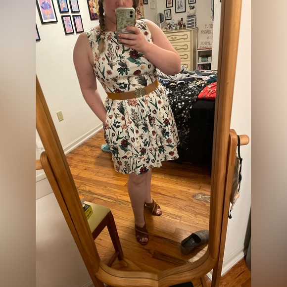 Meet your Posher, Emma - Picture 4 of 4